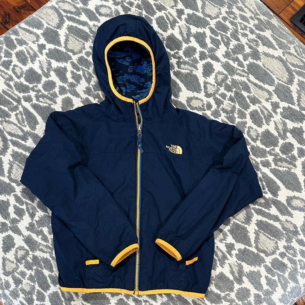 Reversible boys size 7/8 The North Face spring Jacket